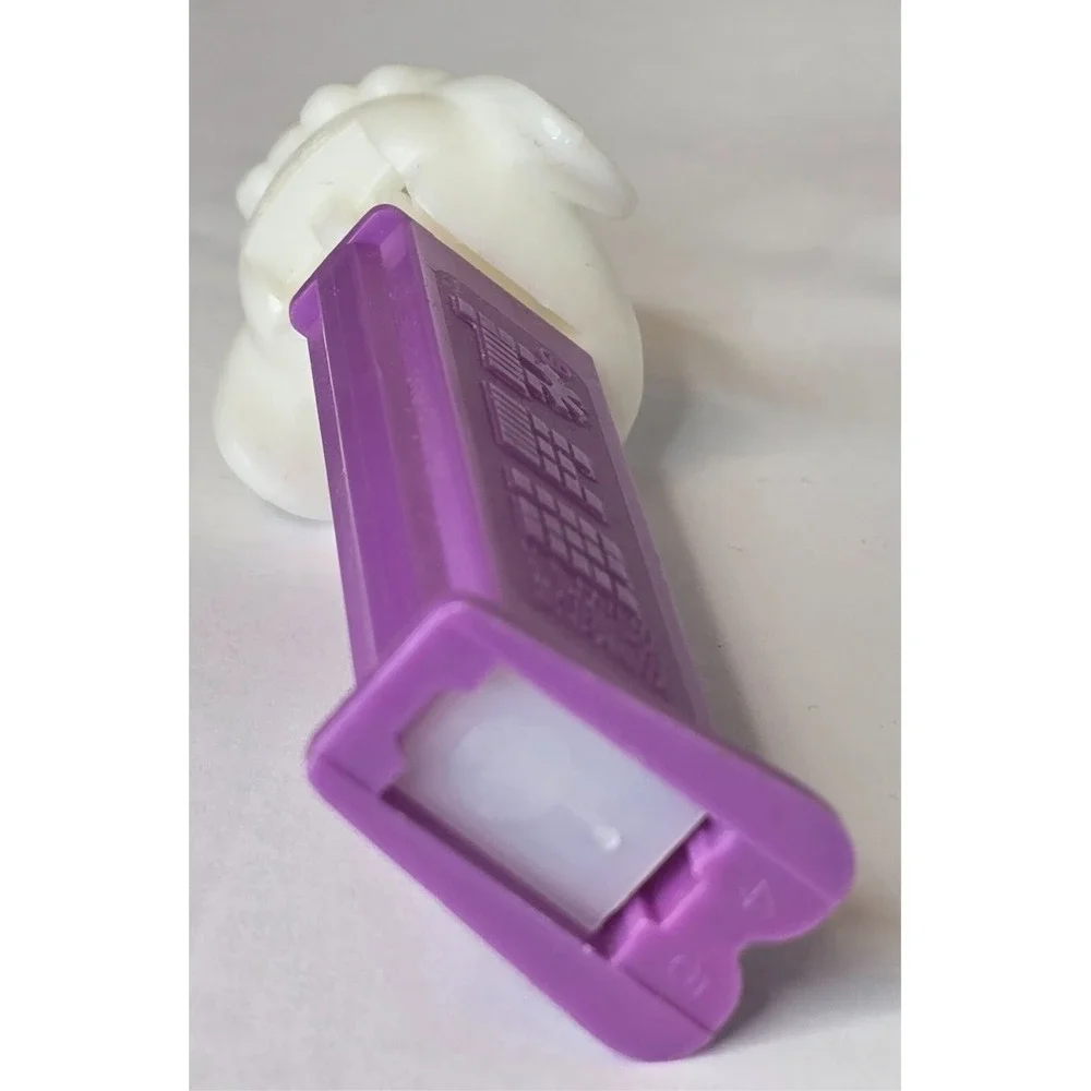 VINTAGE PEZ SHEEP DISPENSER WITH FEET COLLECTIBLE EUC‎